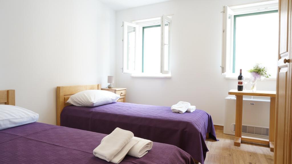 Guest House Jere Old Town Rogoznica  Habitación foto